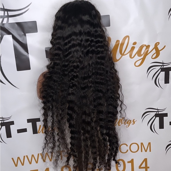 28 inch deep wave wig - Picture 1 of 1